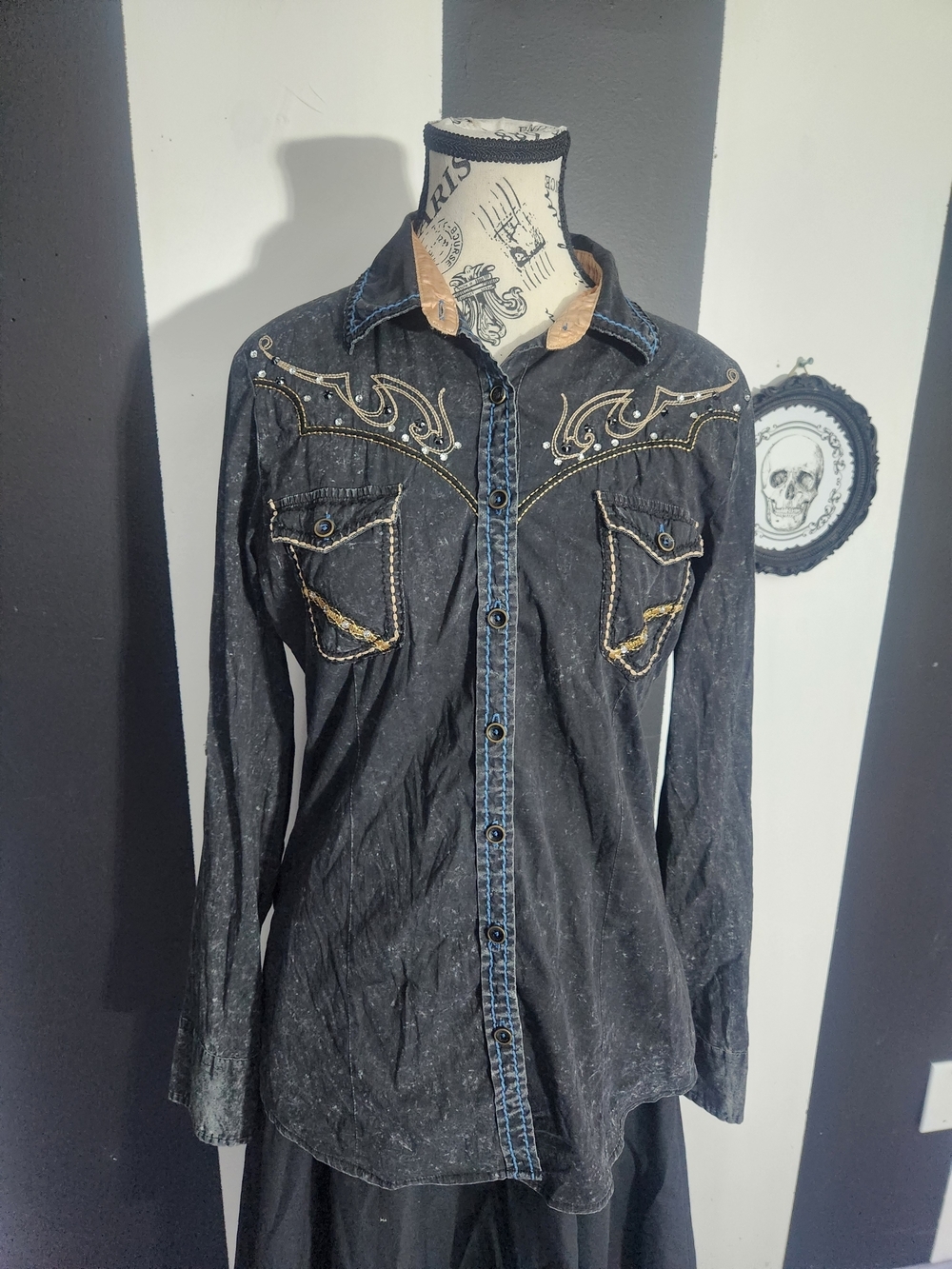 Roar Button-Down Shirt